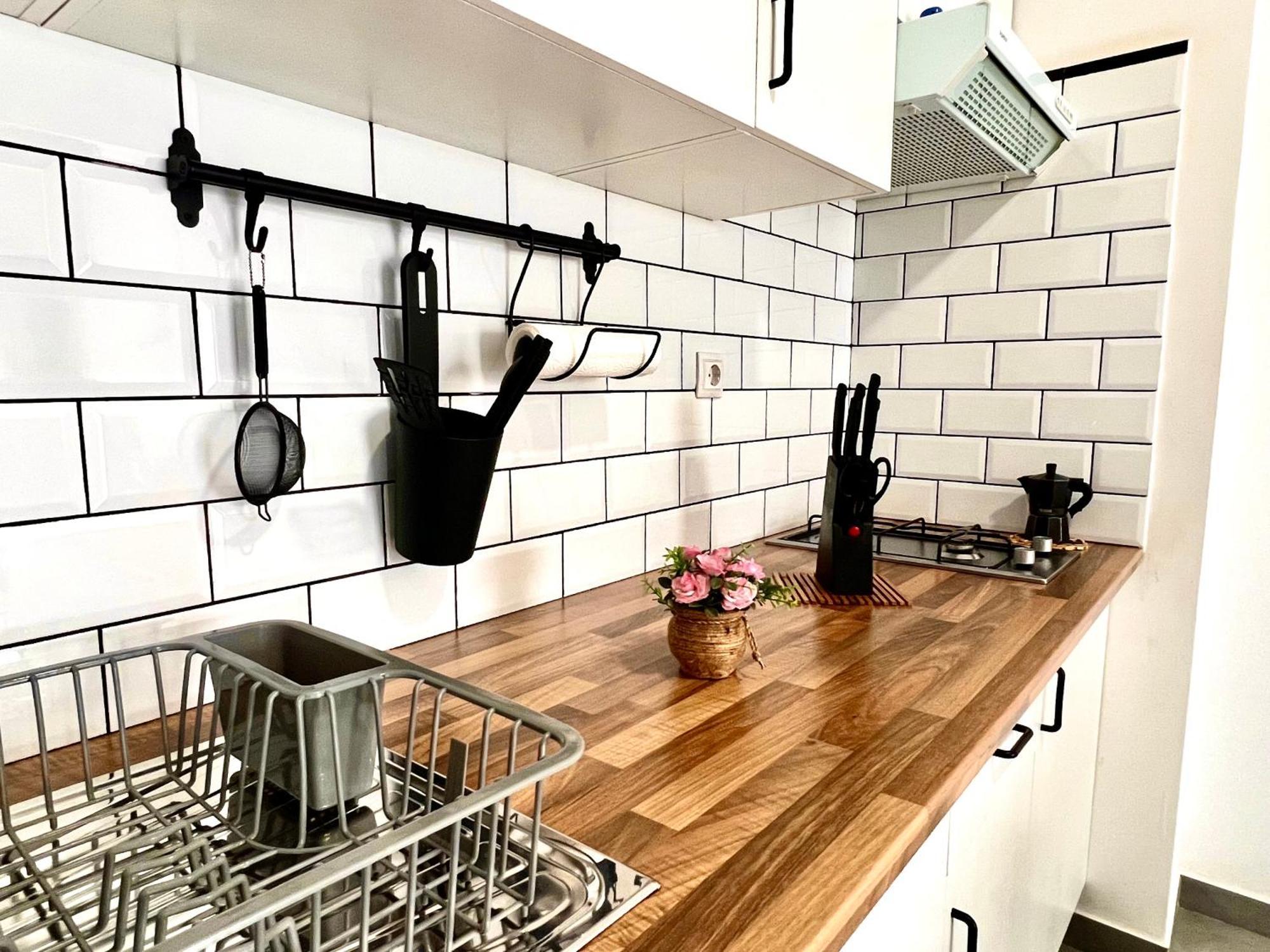 Animos! Apartments - 10 Modern Apartments Near The City & Beach, Perfect For Nomads, Travellers, Families, Watersports! サンタ・マリア エクステリア 写真