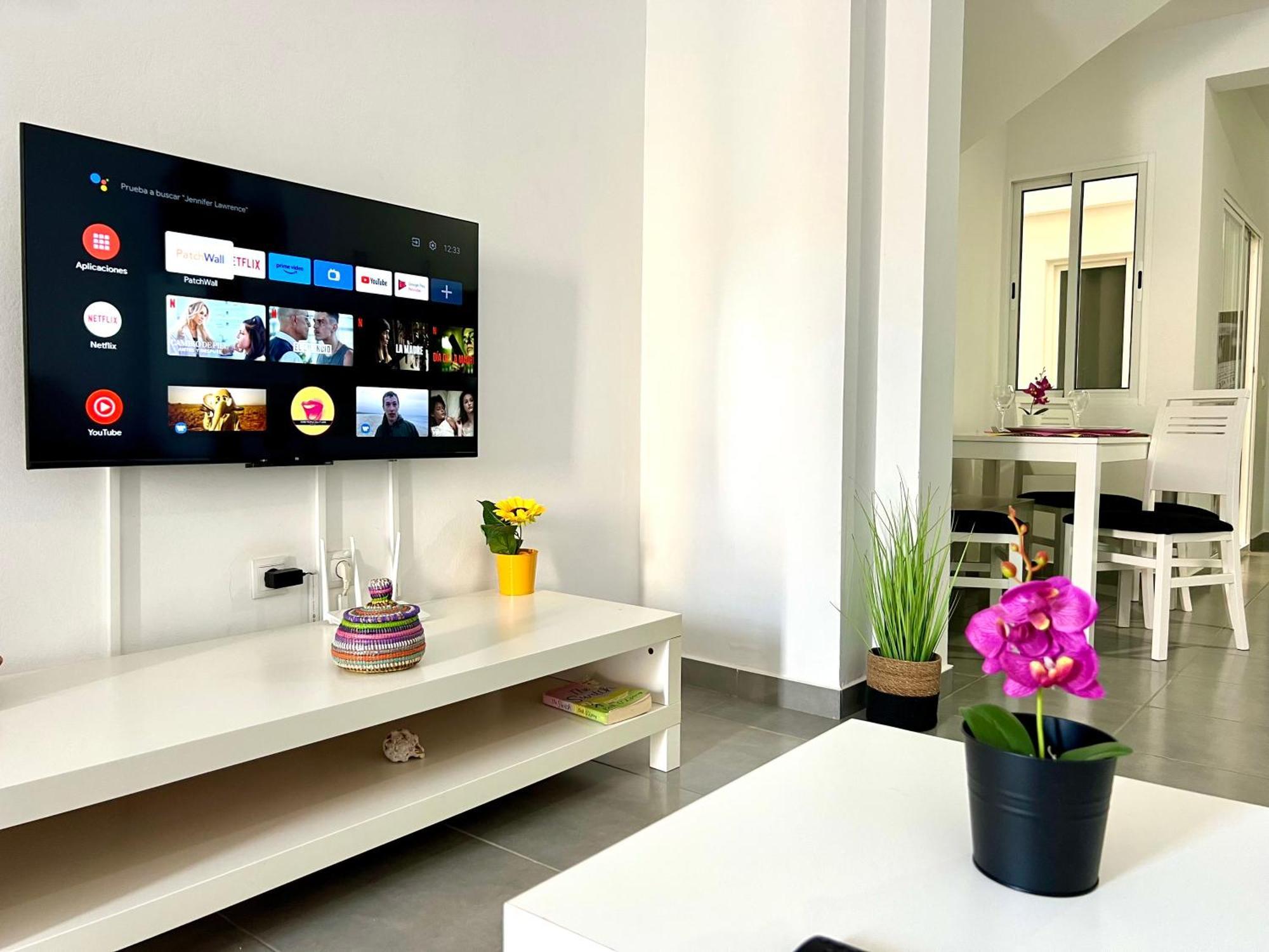 Animos! Apartments - 10 Modern Apartments Near The City & Beach, Perfect For Nomads, Travellers, Families, Watersports! サンタ・マリア エクステリア 写真