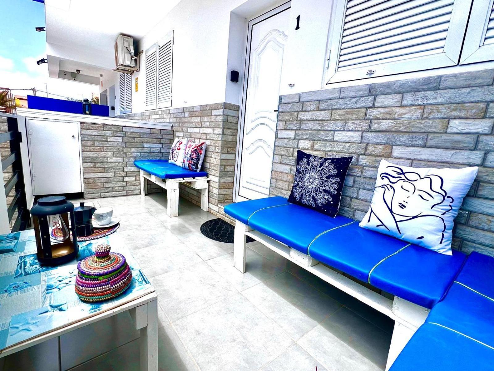 Animos! Apartments - 10 Modern Apartments Near The City & Beach, Perfect For Nomads, Travellers, Families, Watersports! サンタ・マリア エクステリア 写真